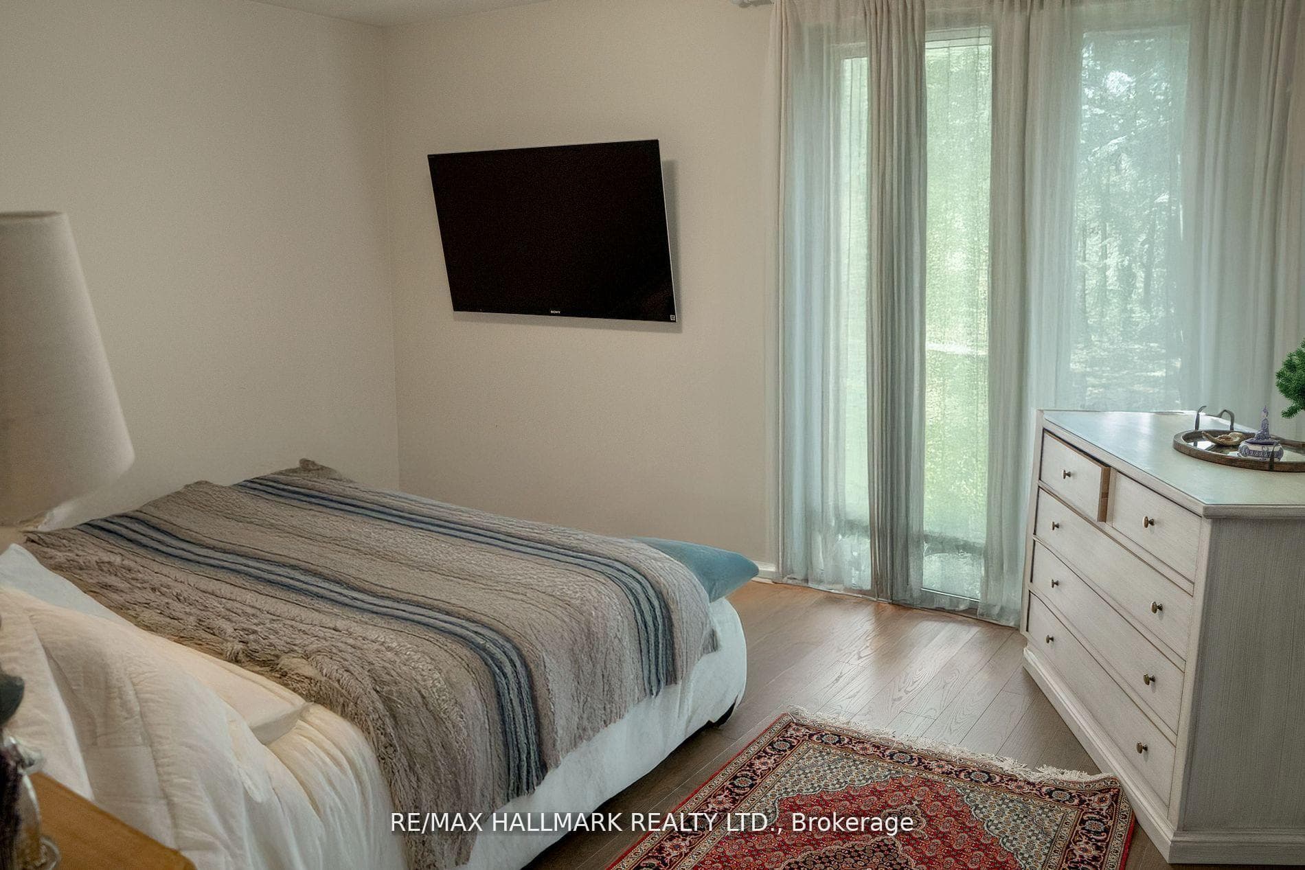 344 Glebemount Avenue photo 14