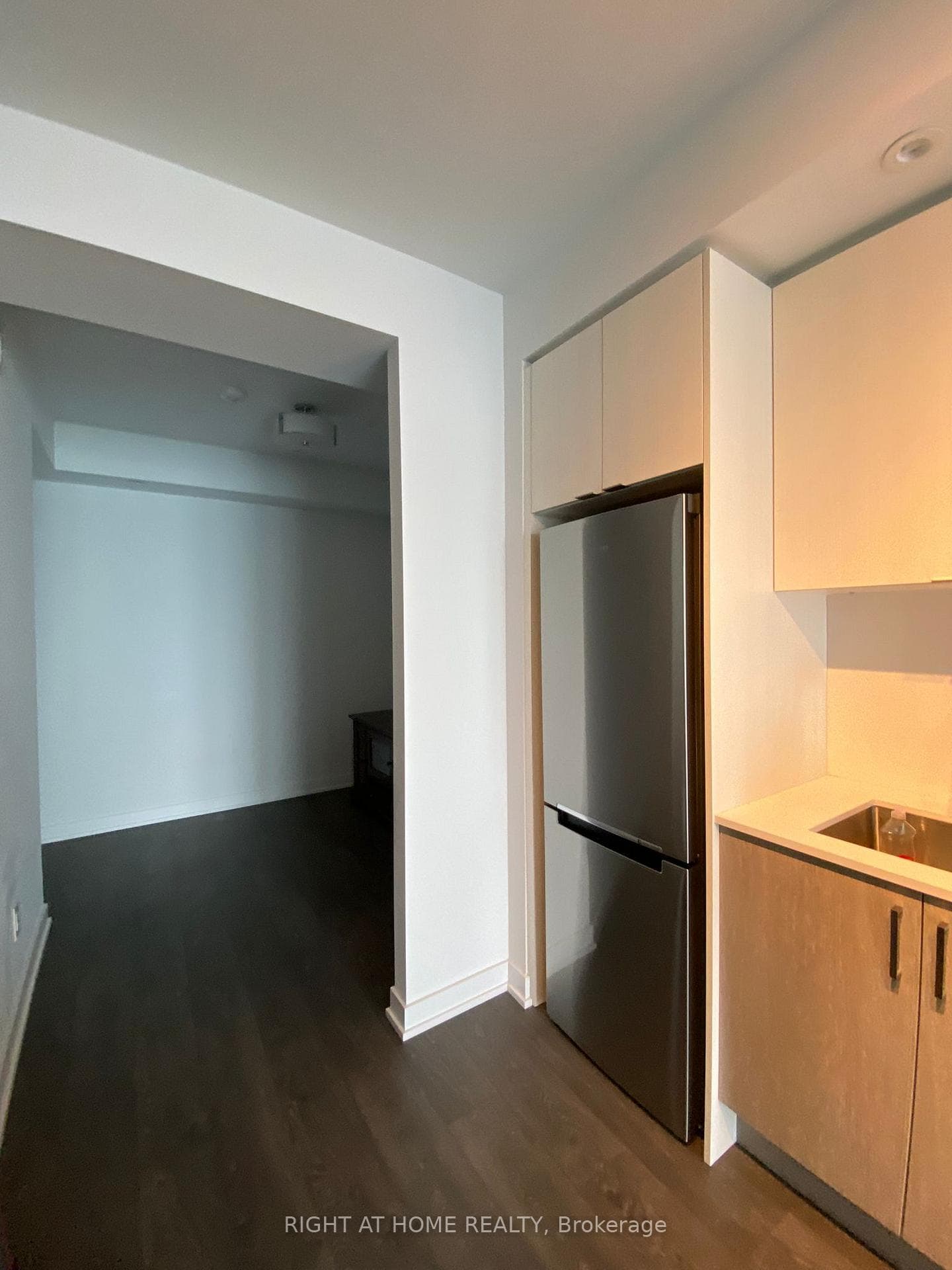 1928 Lakeshore Boulevard Unit 3308 photo 6