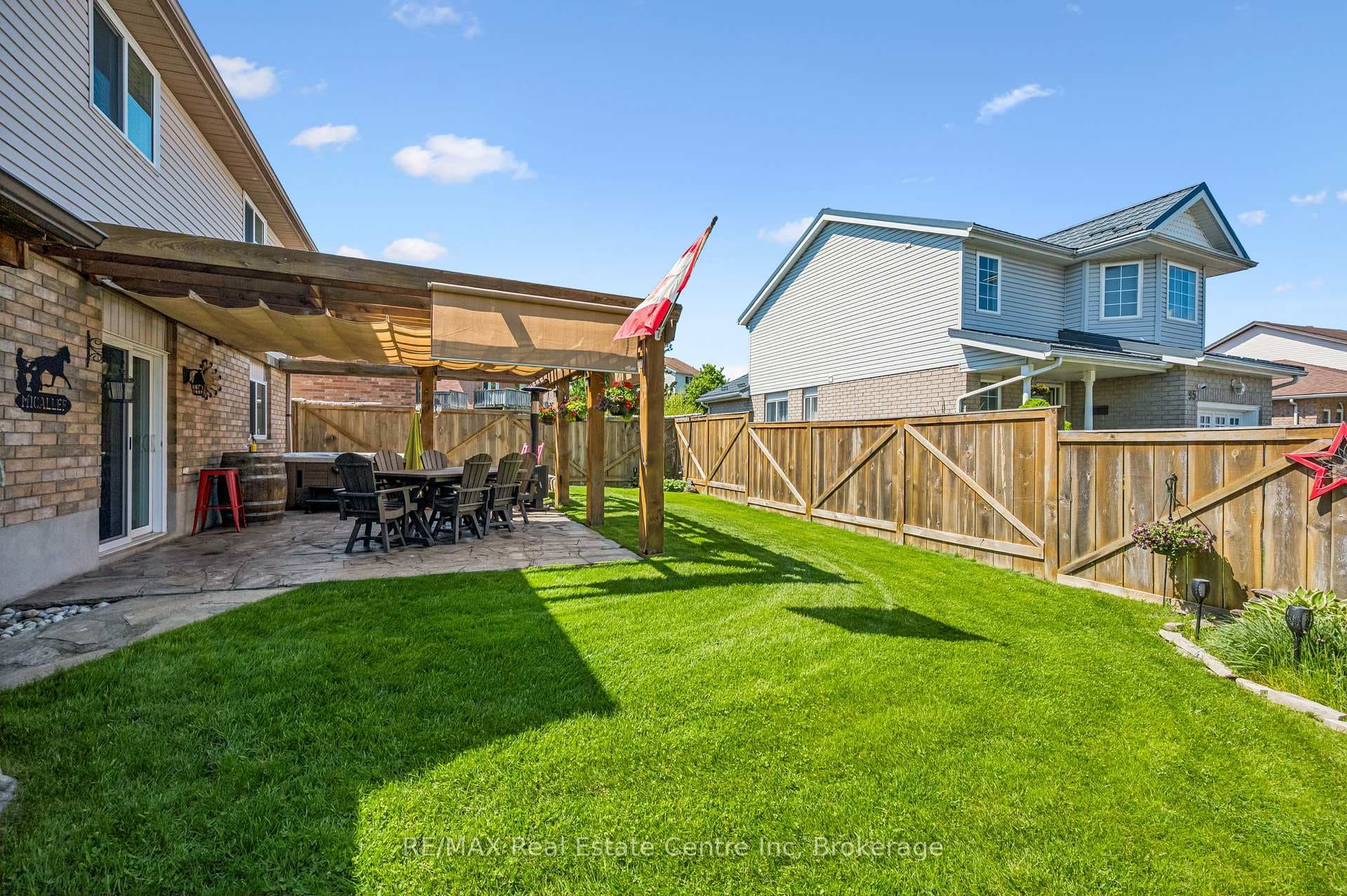 76 Abbeywood Crescent photo 40