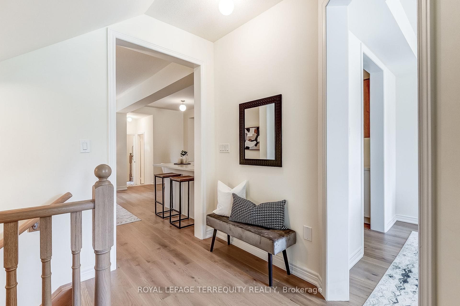 319 Coronation Road photo 9
