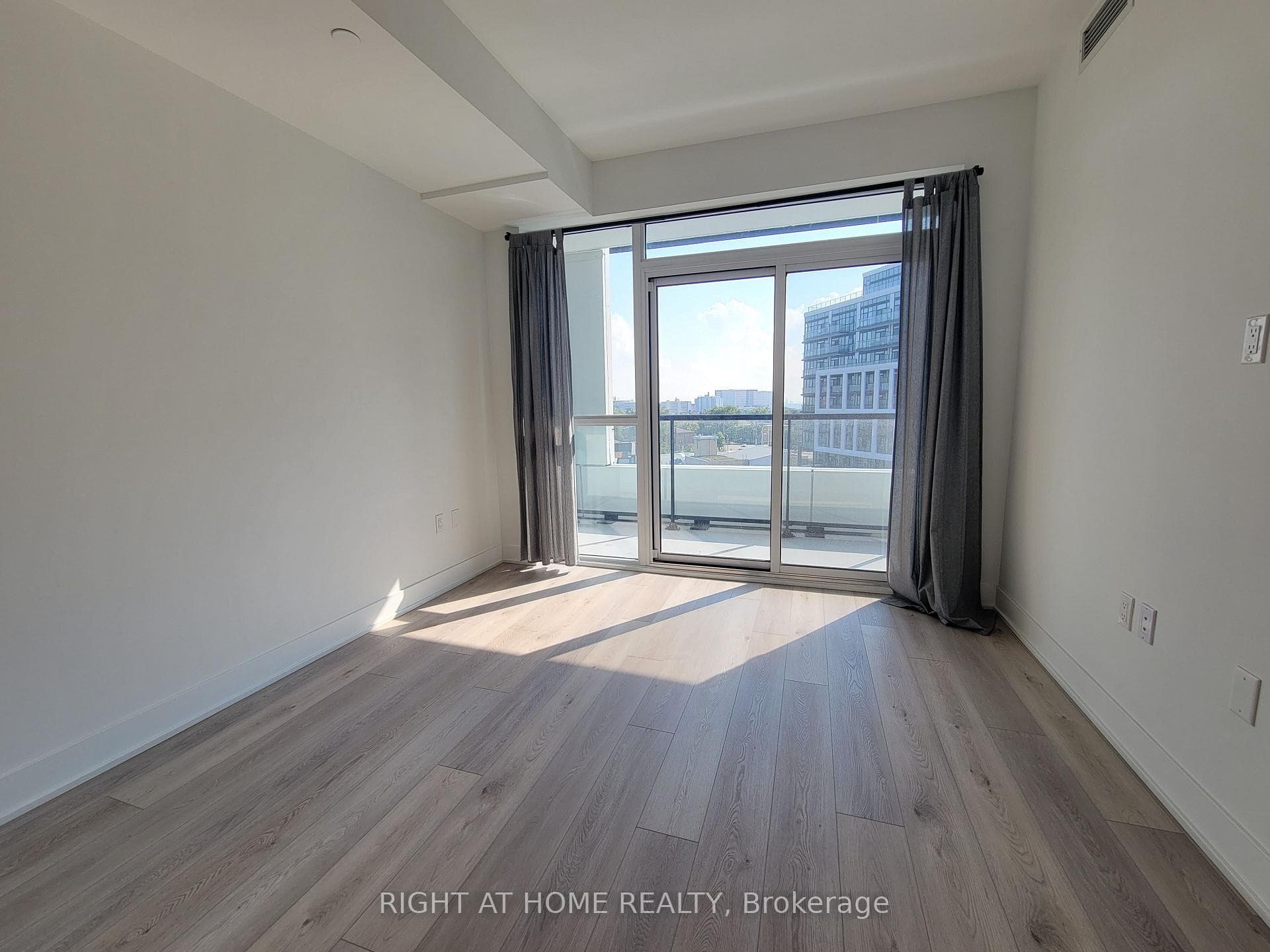 60 George Butchart Drive Unit 612 photo 12