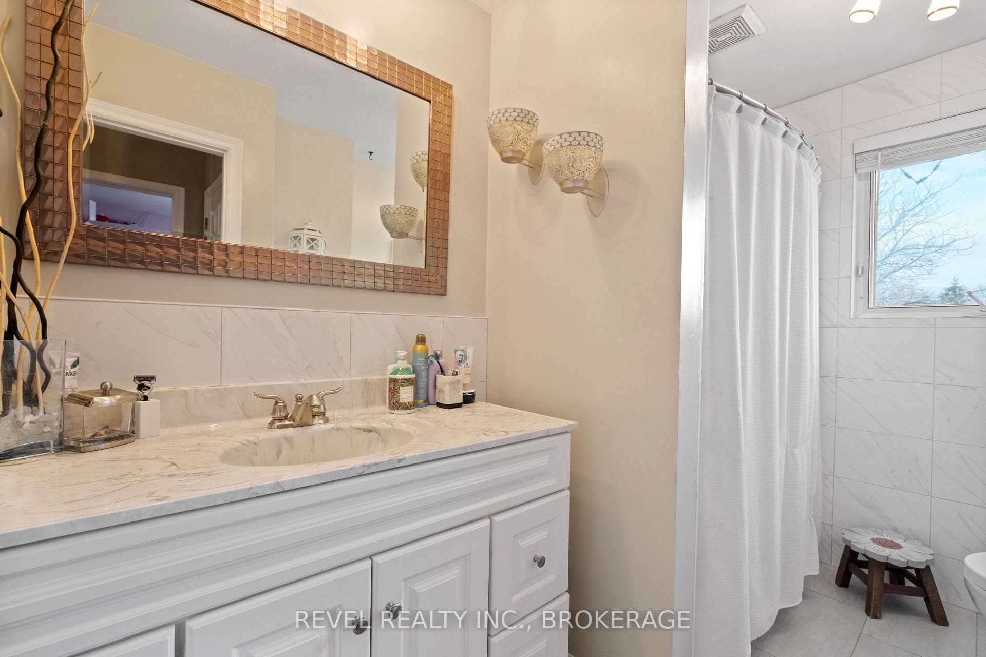 397 Chelsea Road photo 18