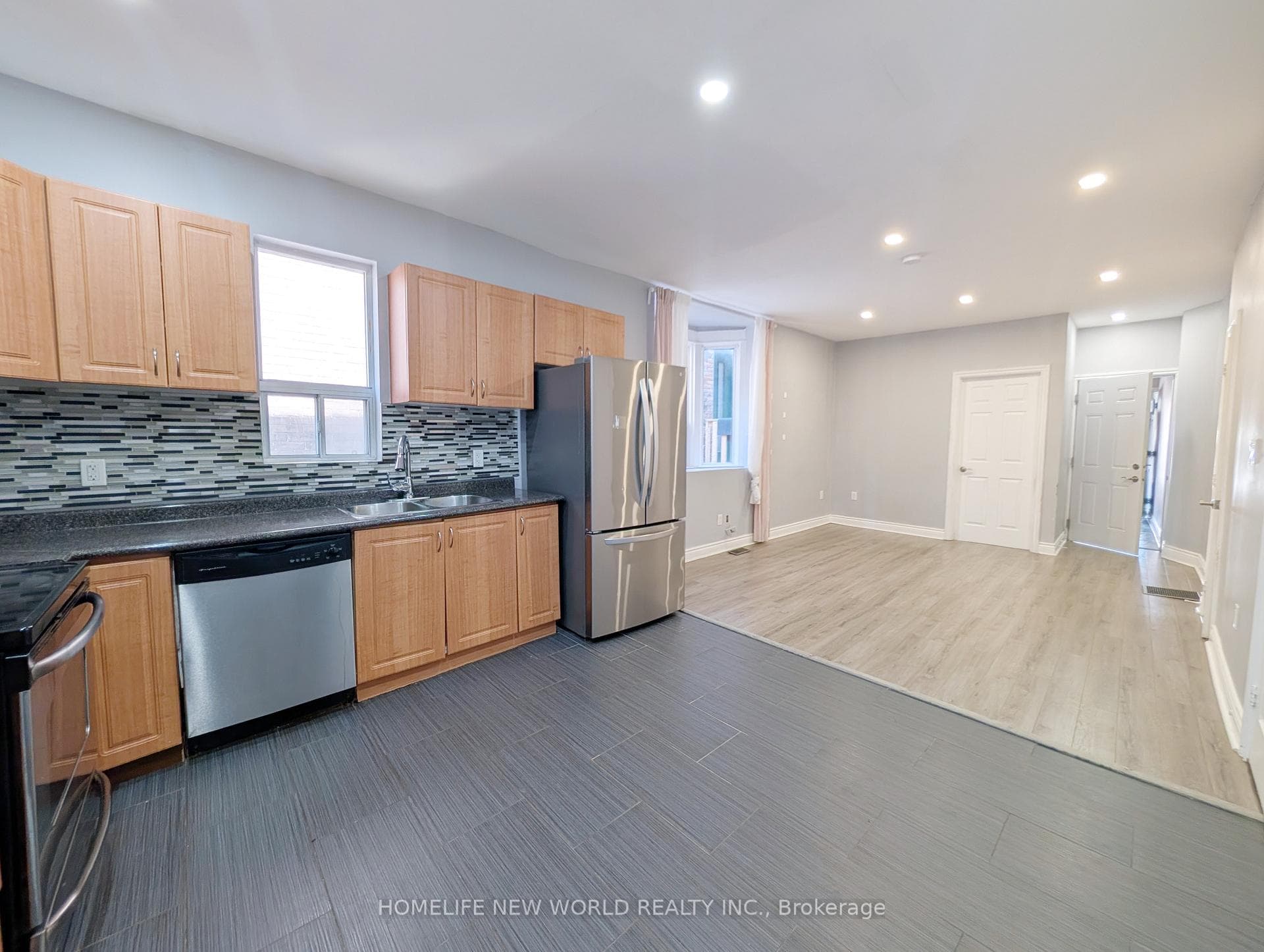 252 Greenwood Avenue Unit 1 photo 4