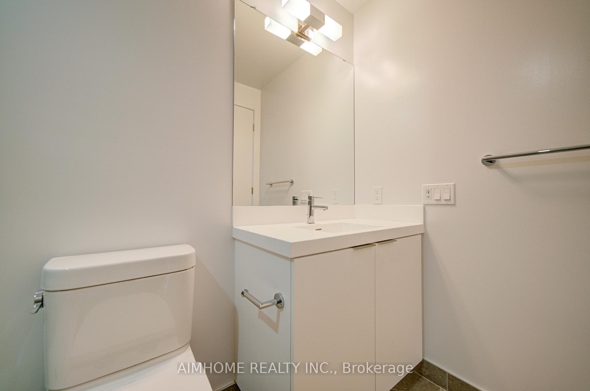 5858 Yonge St Street Unit 1125 photo 23