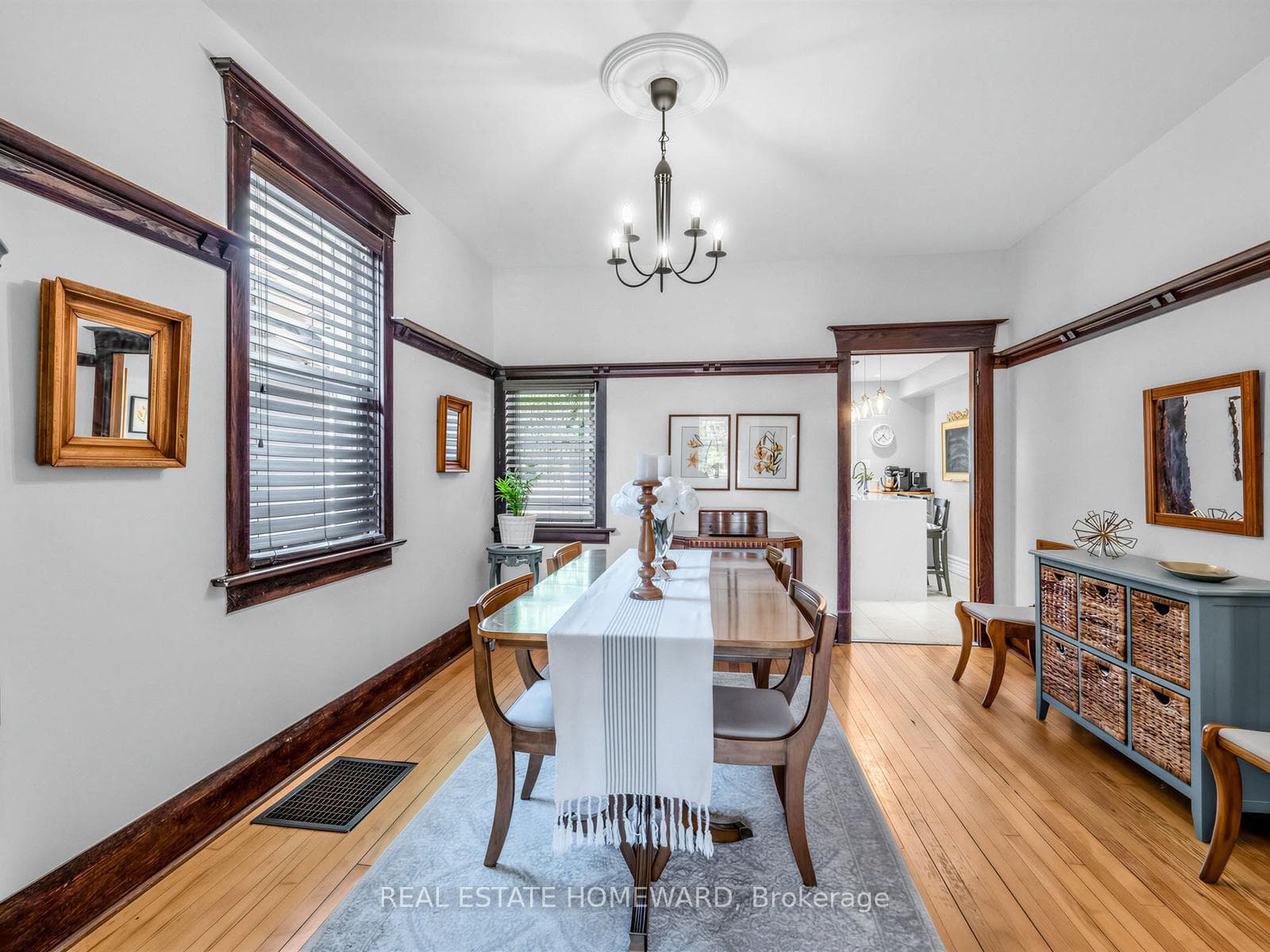 309 Chisholm Avenue photo 8