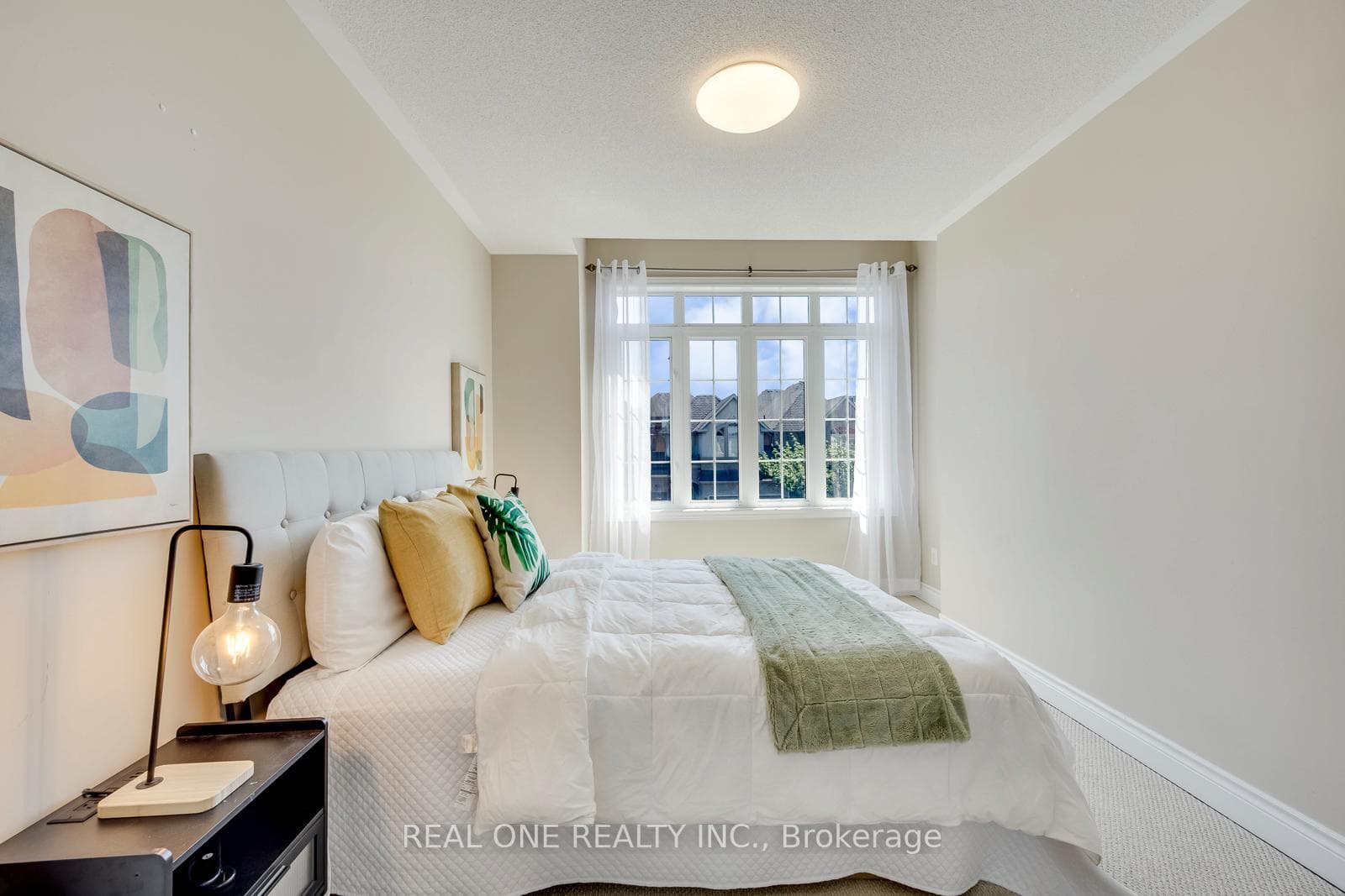 2379 Wasaga Drive photo 36