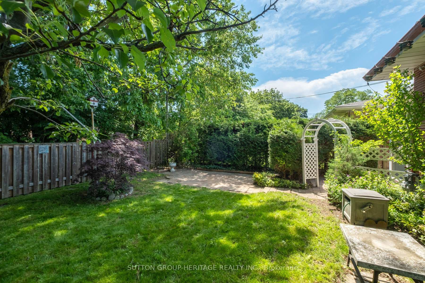 23 Gaiety Drive photo 30