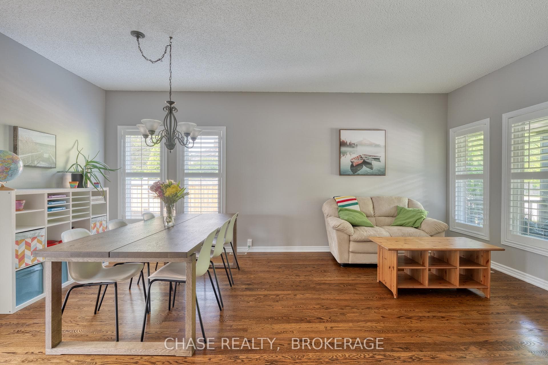 83 LIVINGSTONE Drive photo 8