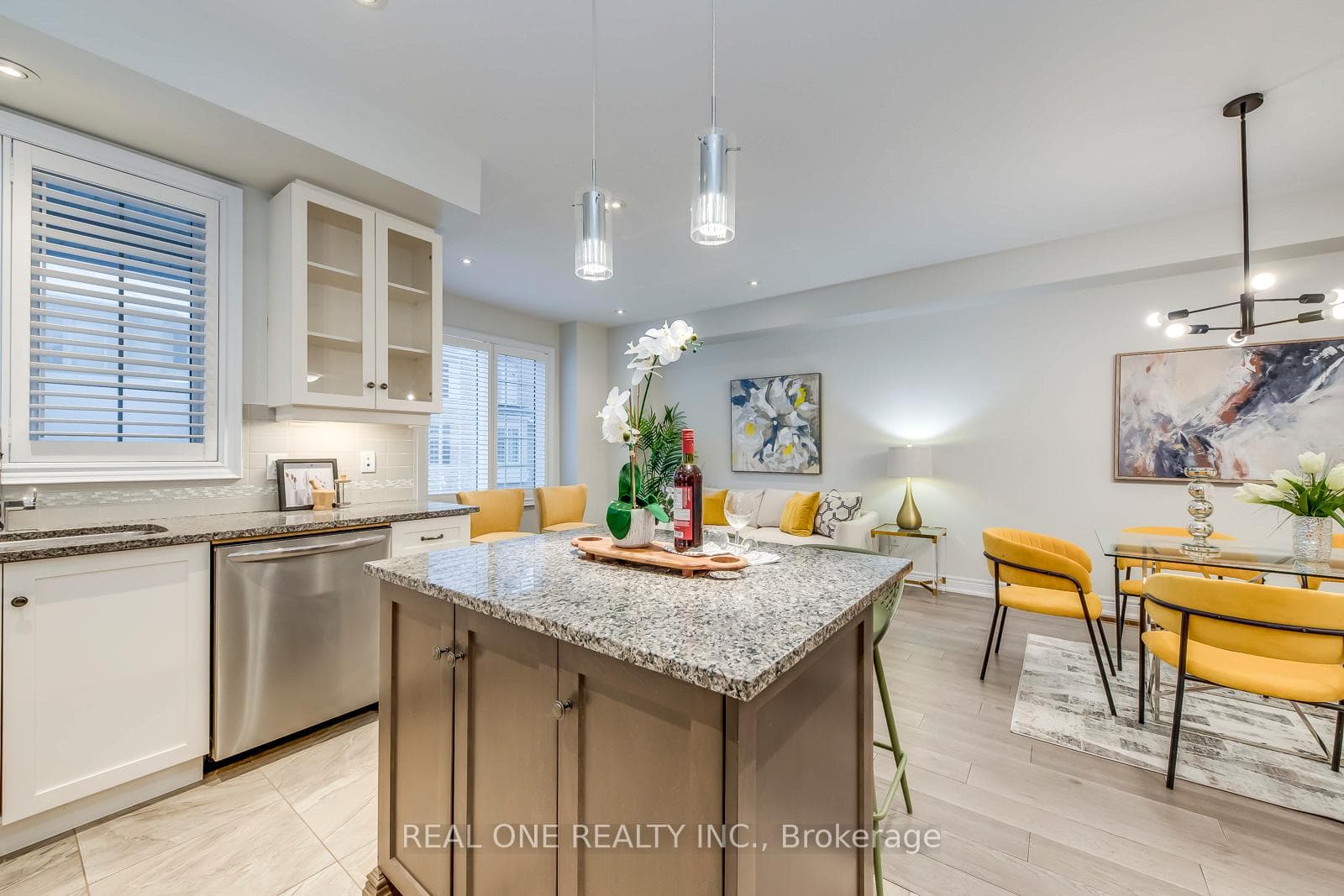 378 Alderwood Common photo 26