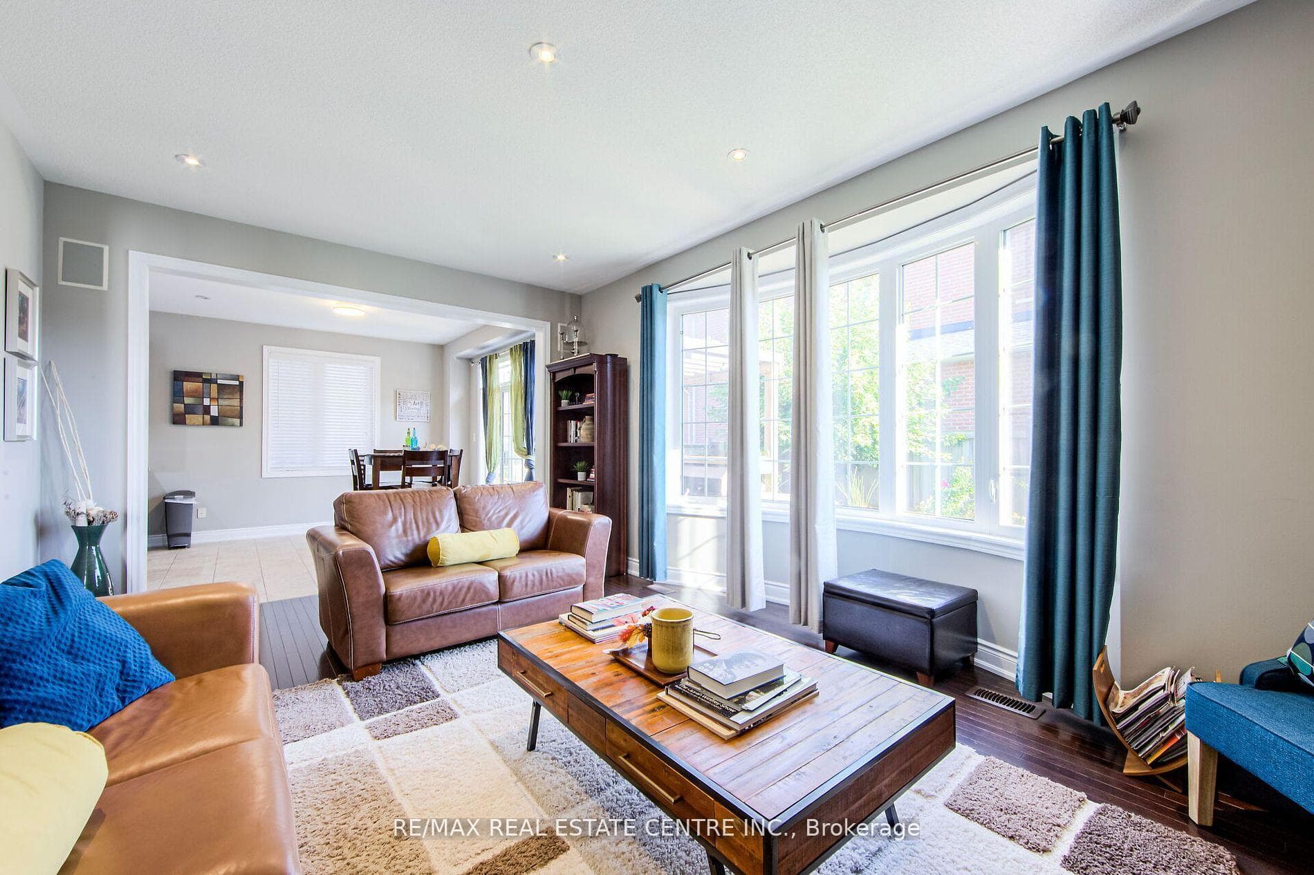 30 Deanston Court photo 9