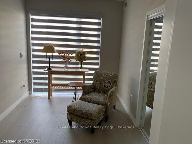 210 SABINA Drive Unit 111 photo 12
