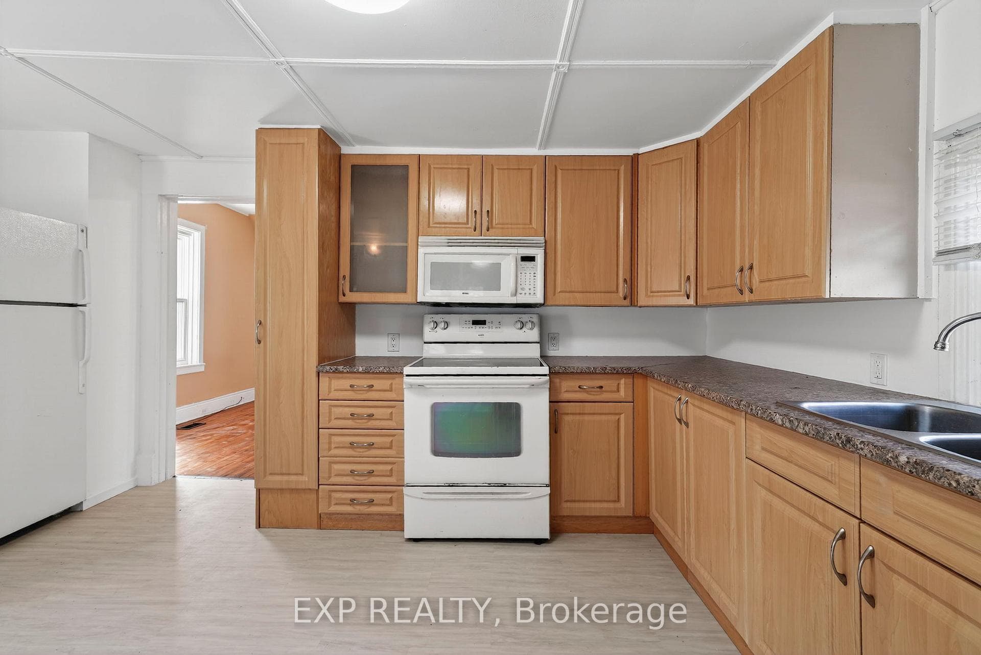 231 Water Street photo 14