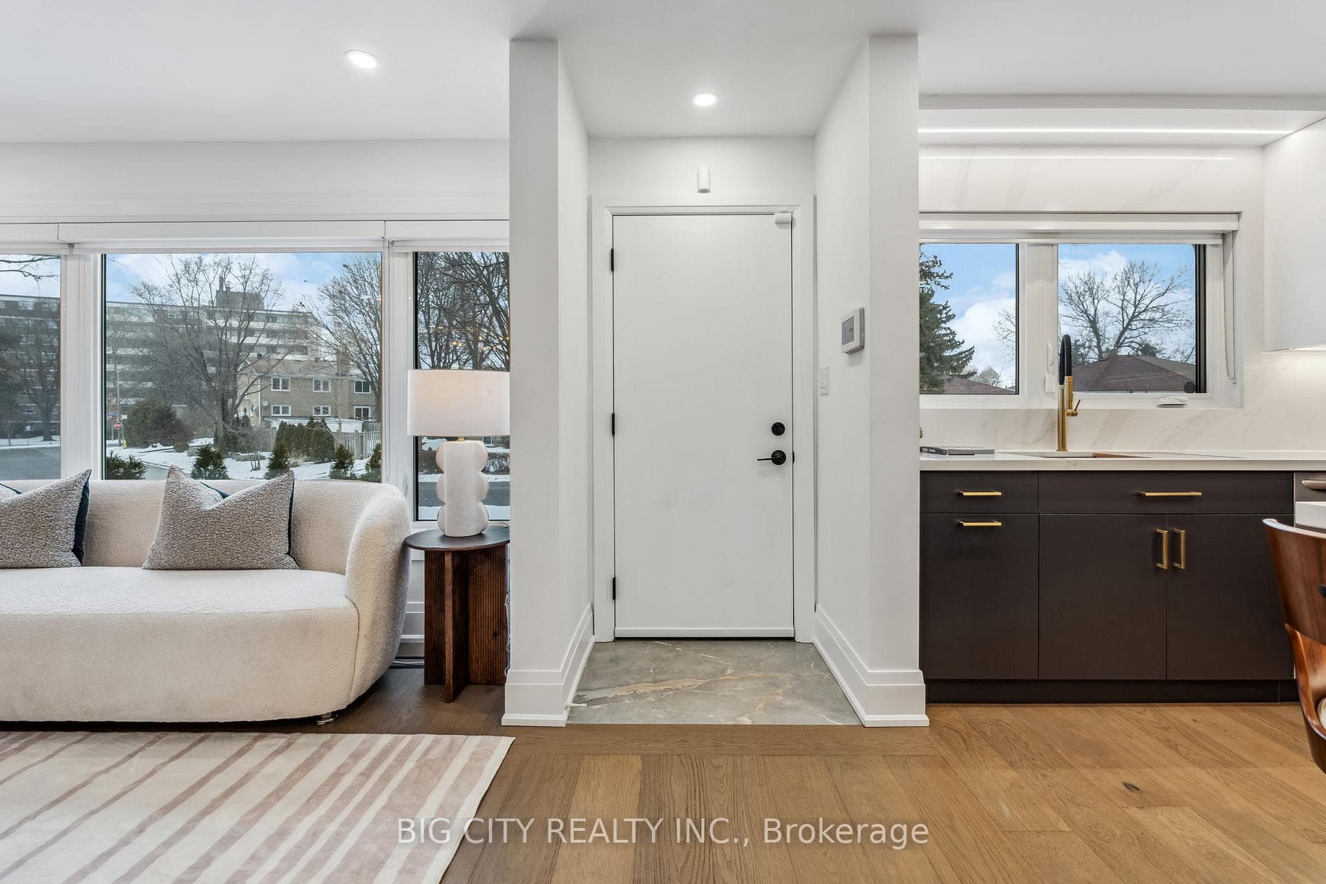 17 Pynford Crescent photo 4