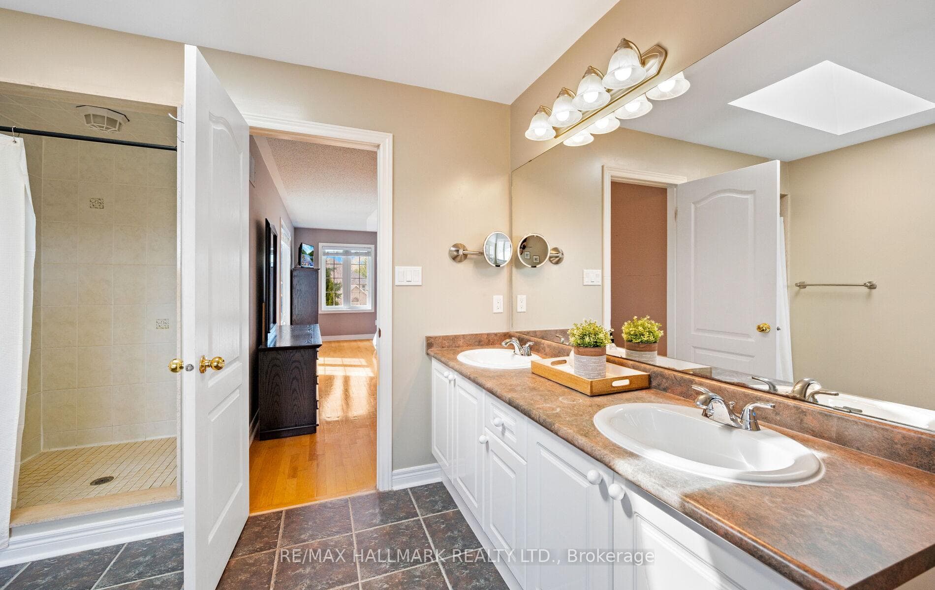 37 Witherspoon Way photo 29