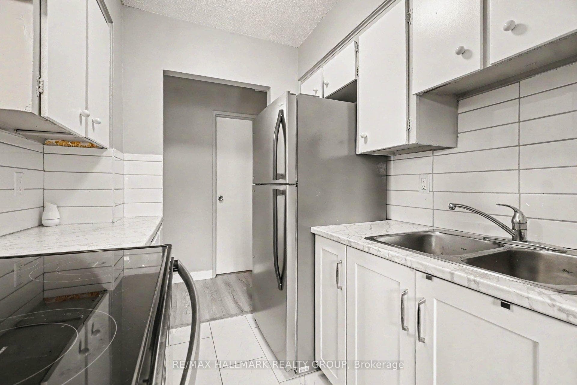 2044 Arrowsmith Drive Unit 106A photo 11