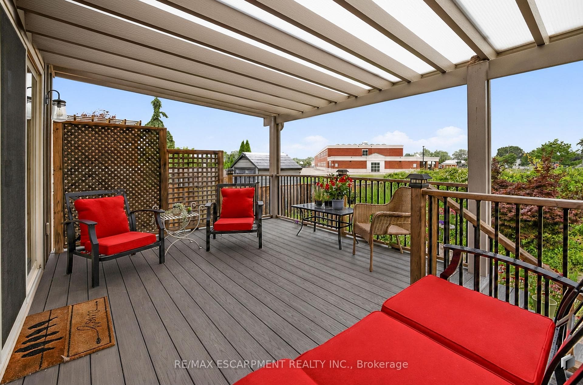 33 Pierpoint Drive photo 26