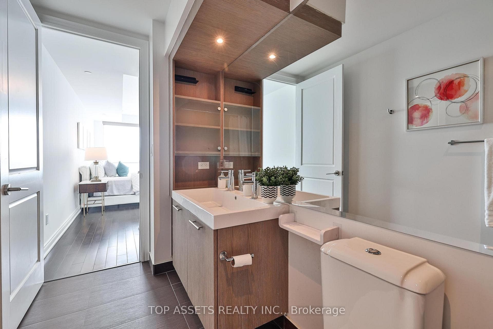 388 Yonge Street Unit 6609 photo 42