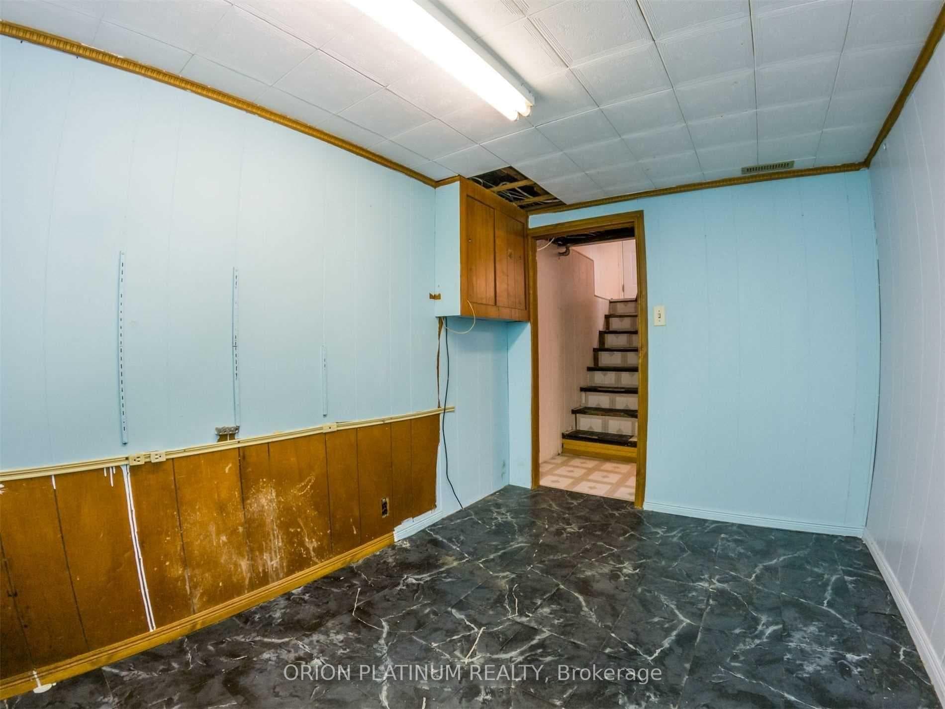 1 McCallum Court photo 21