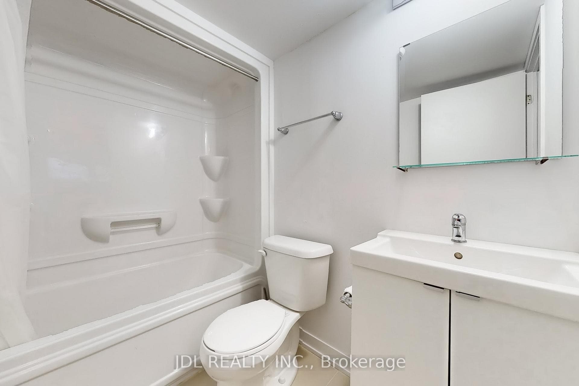 1760 Simcoe Street Unit 69 photo 17