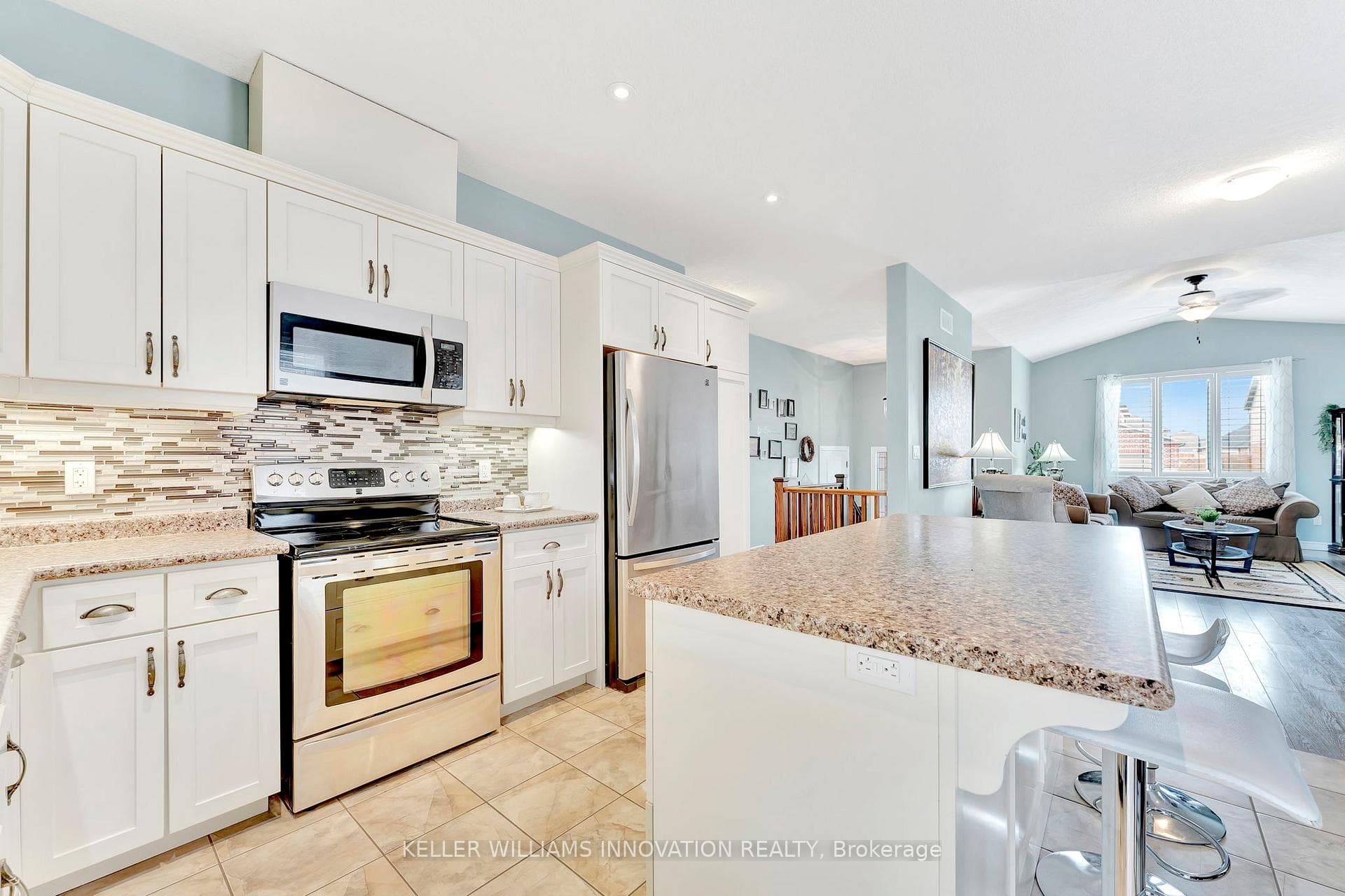 940 Reserve Avenue photo 11