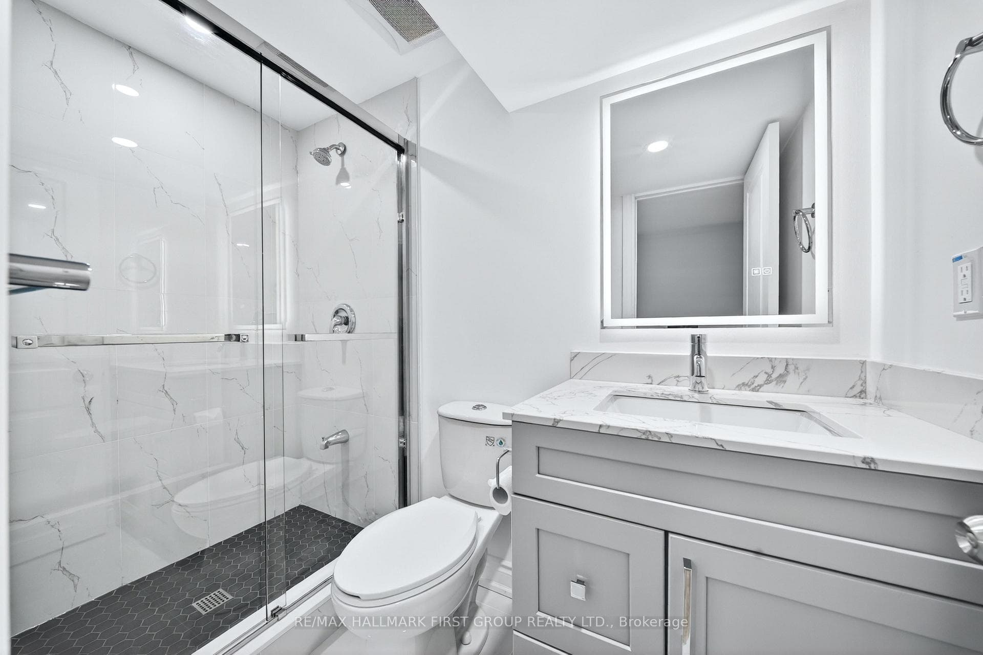 50 Gilroy Drive photo 34