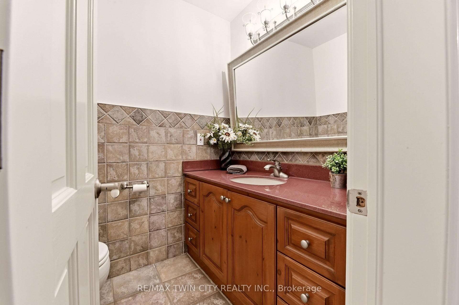 25 Dunbar Street photo 28