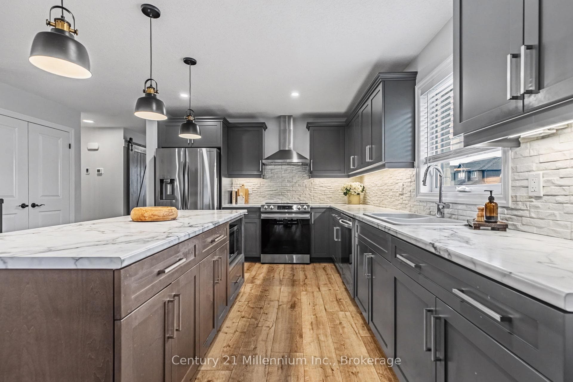 200 Eccles Avenue photo 17