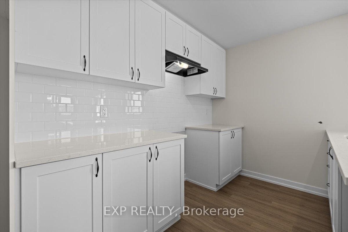 Images provided are to showcase builder finishes.