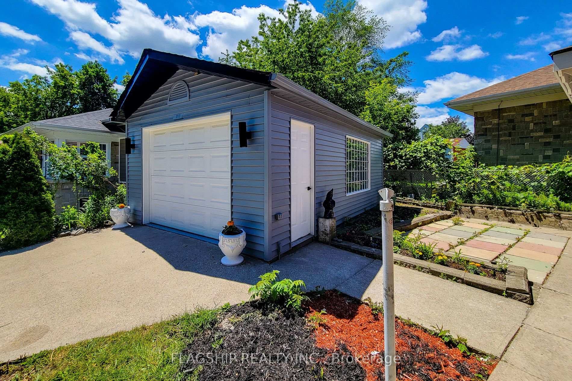 292 Glenholme Avenue photo 5