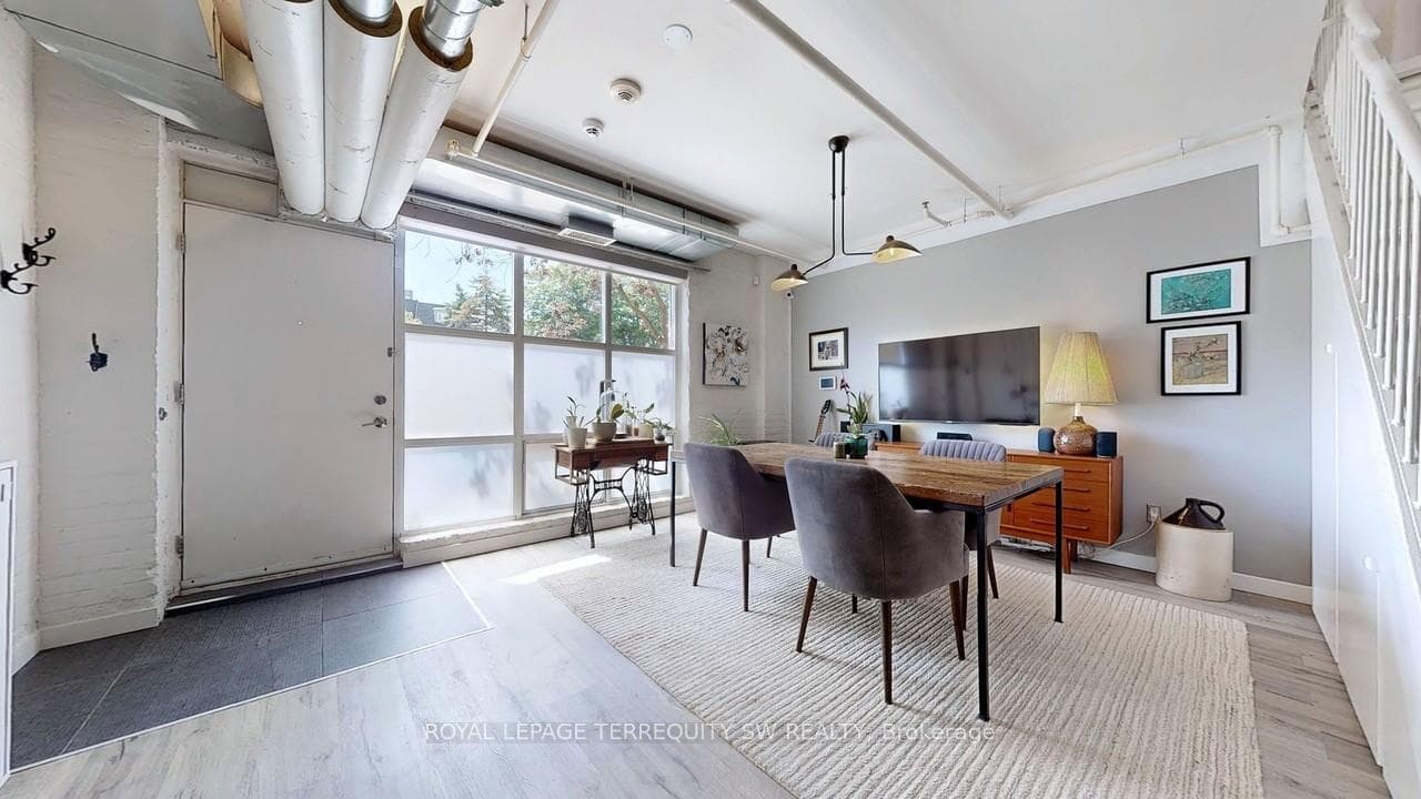 284 St Helens Avenue Unit 127 photo 4