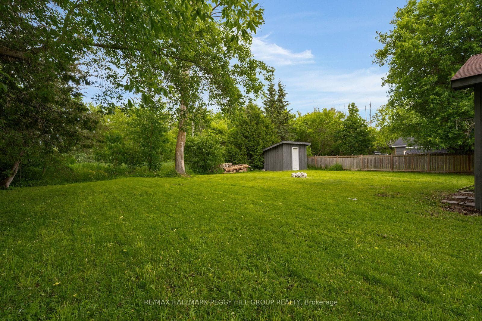 132 Queen Street photo 16