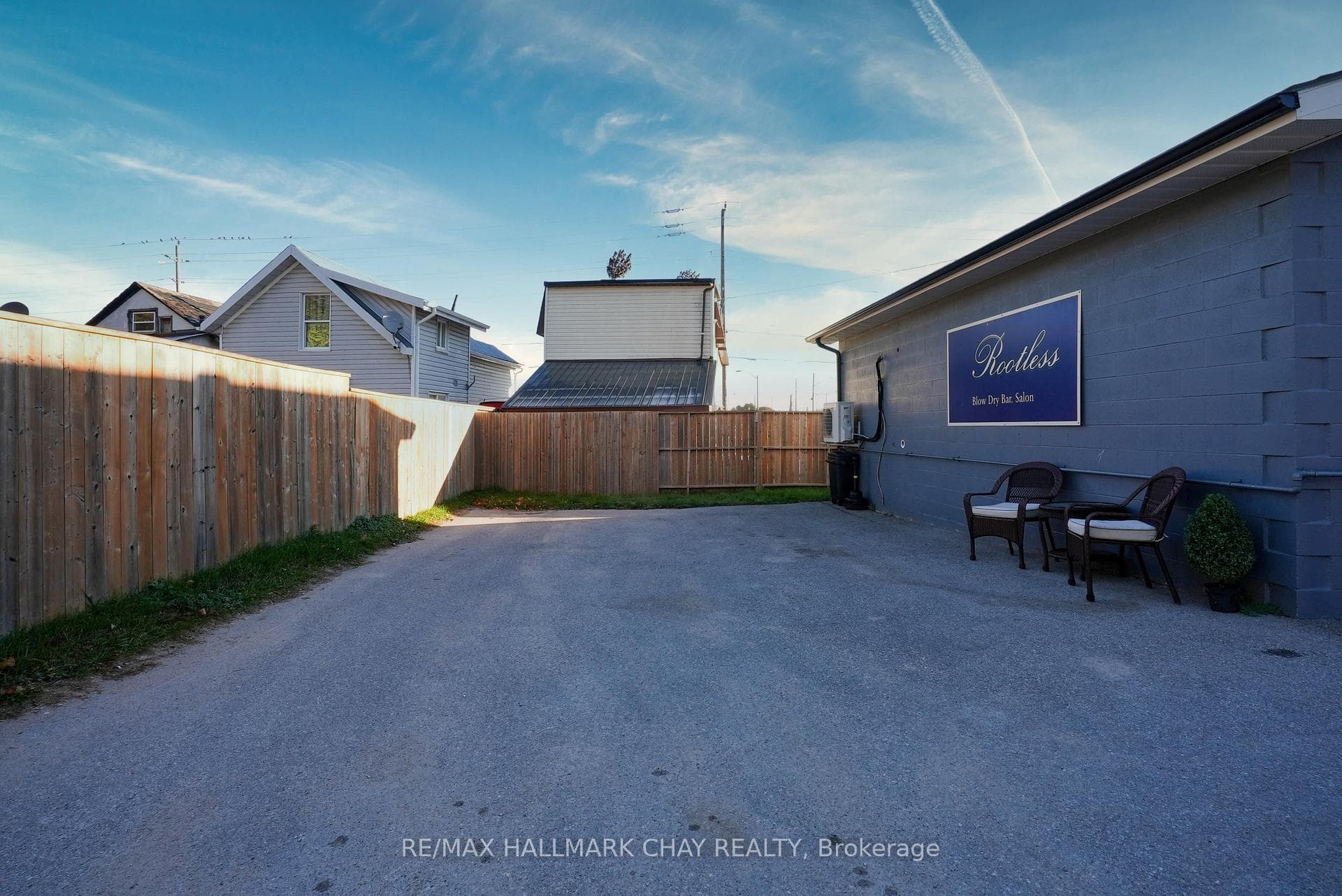 38 Barrie Road photo 22