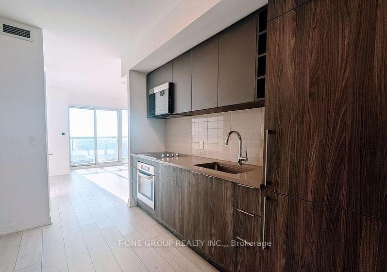 2033 Kennedy Road Unit 2809 photo 8