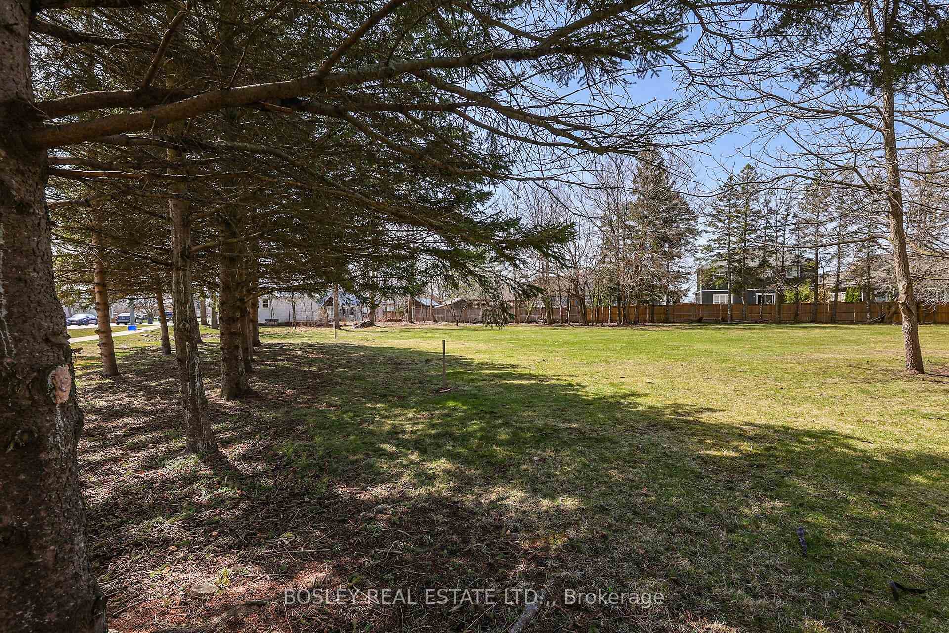 1320 Niagara Stone Road photo 22
