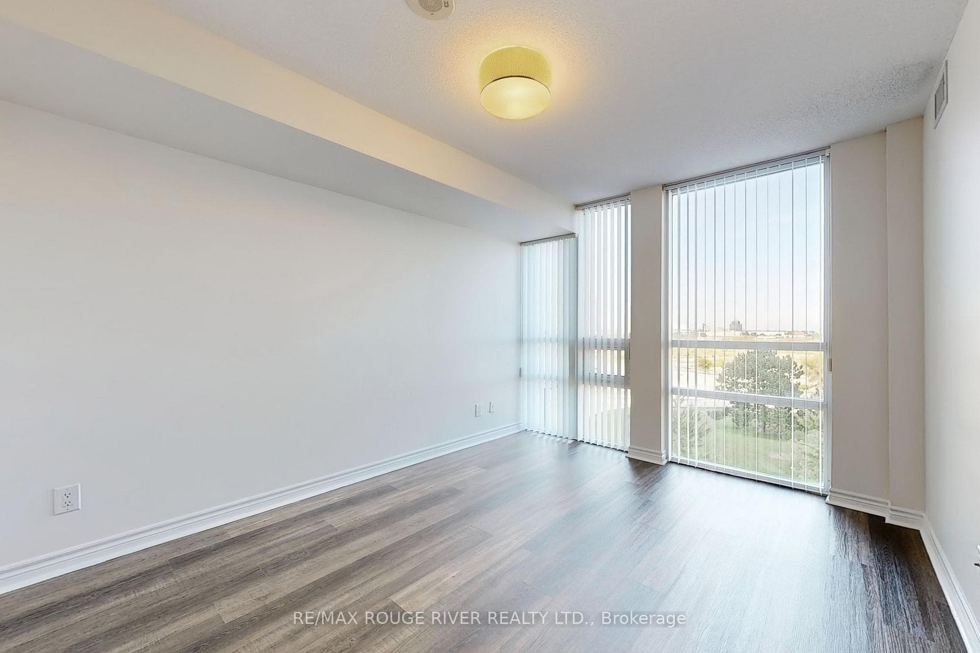 88 Grangeway Avenue Unit 608 photo 28