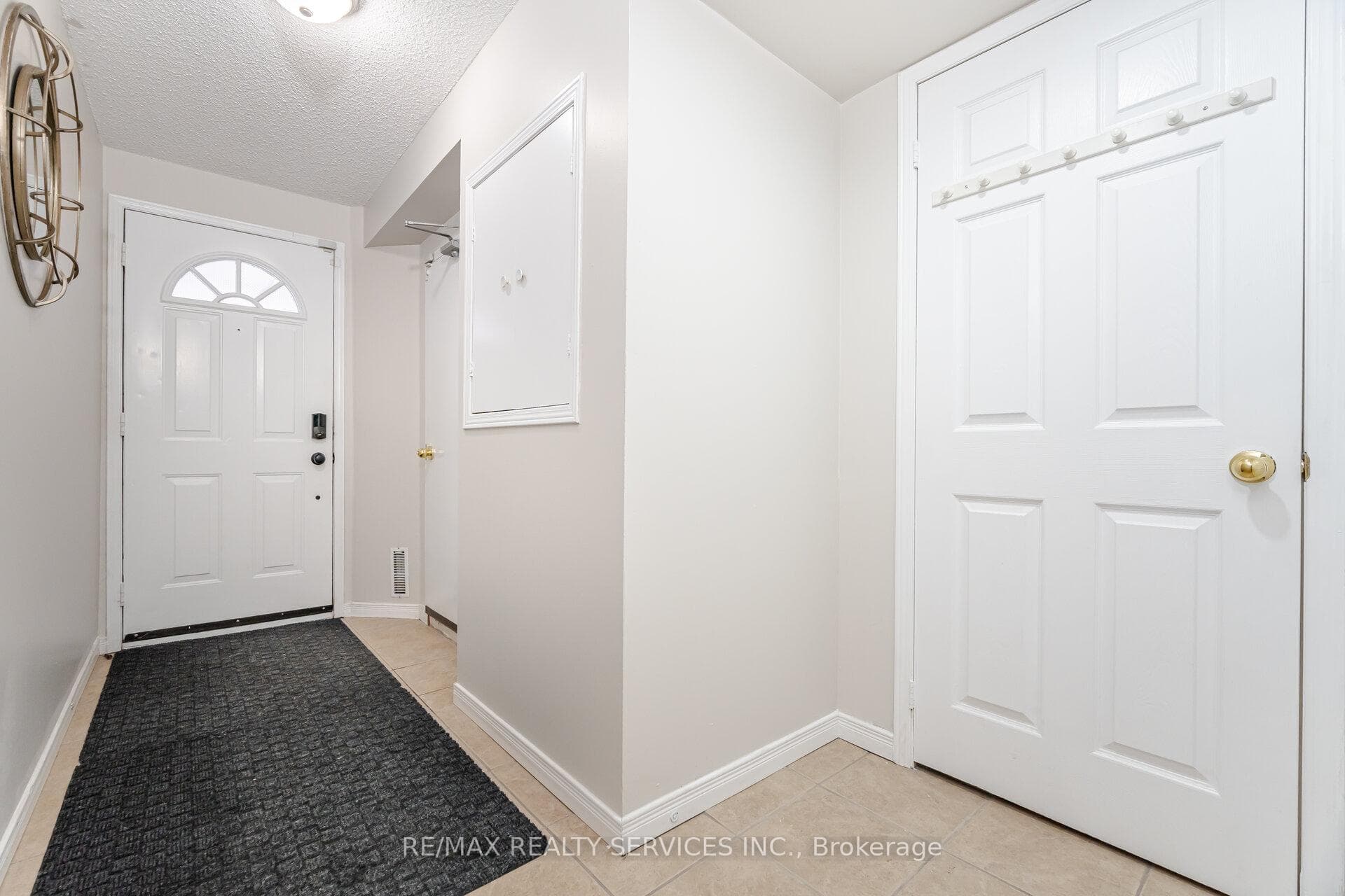 47 Spadina Road Unit 32 photo 3