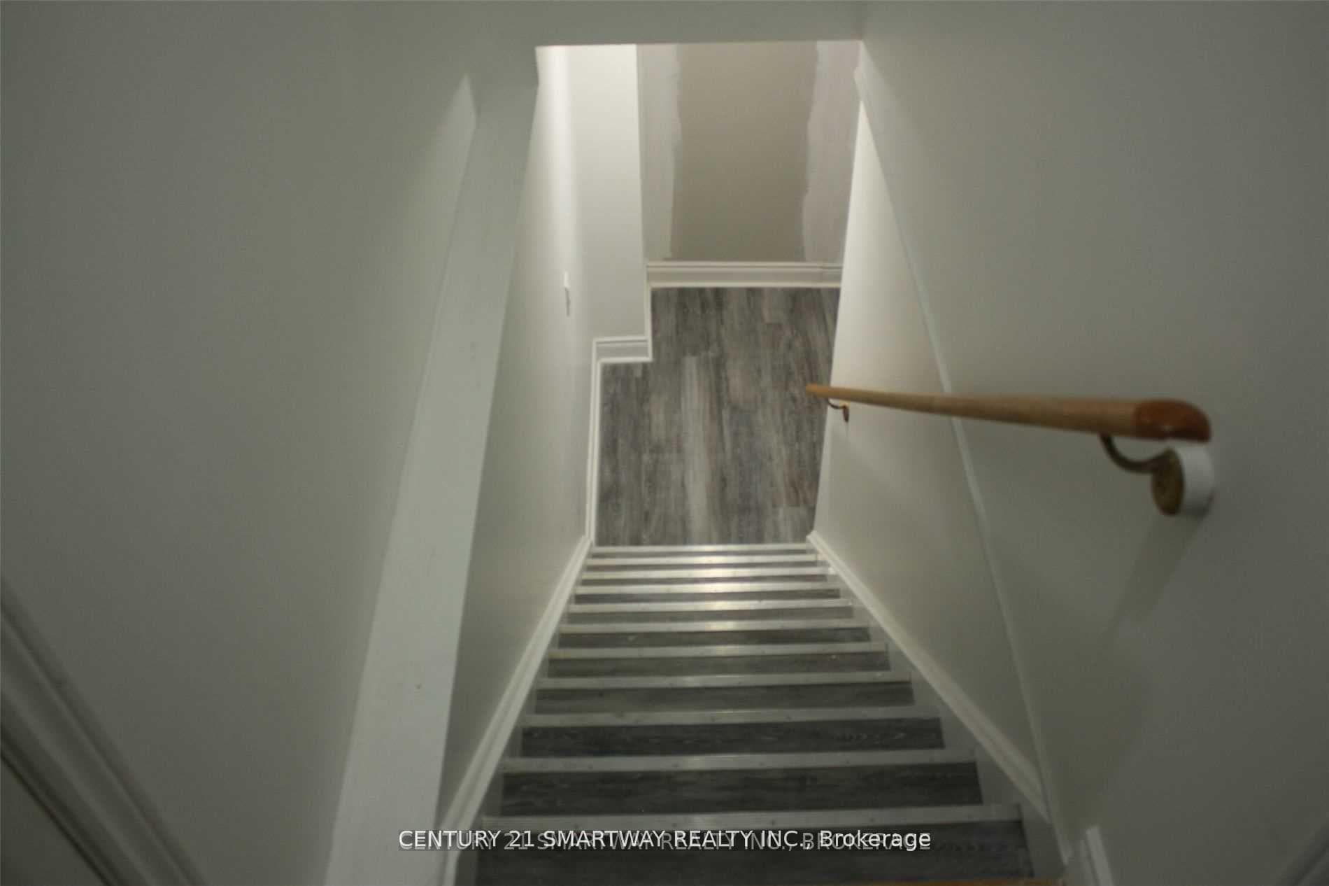 3855 Mcdowell Drive Unit Bsmnt photo 5