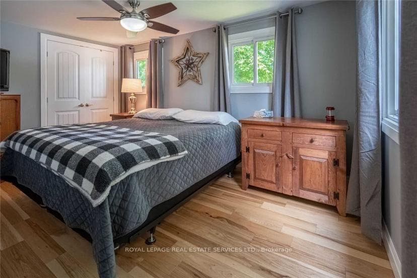 2365 Selwyn Bay Lane photo 26