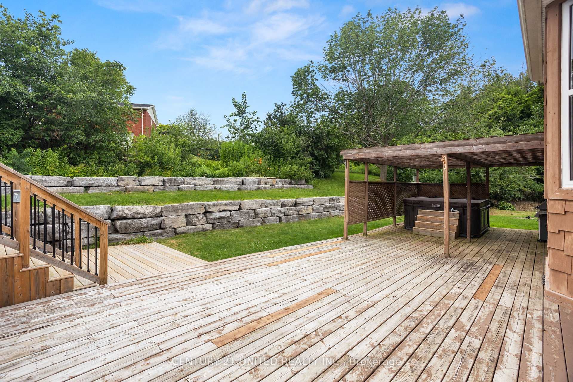 476 Franklin Drive photo 5
