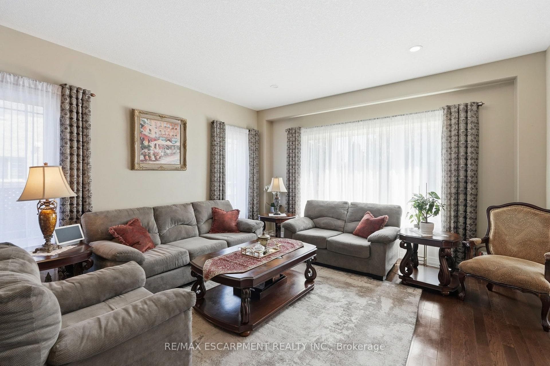 1332 Baseline Road photo 4