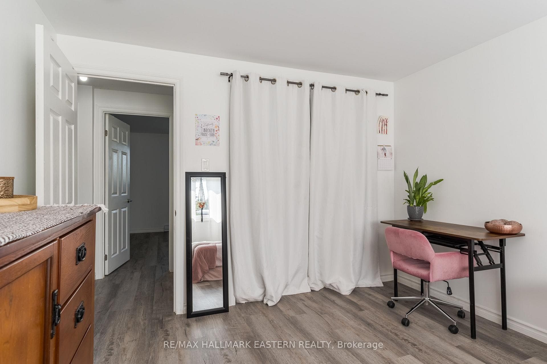 210 Maxwell Avenue photo 18