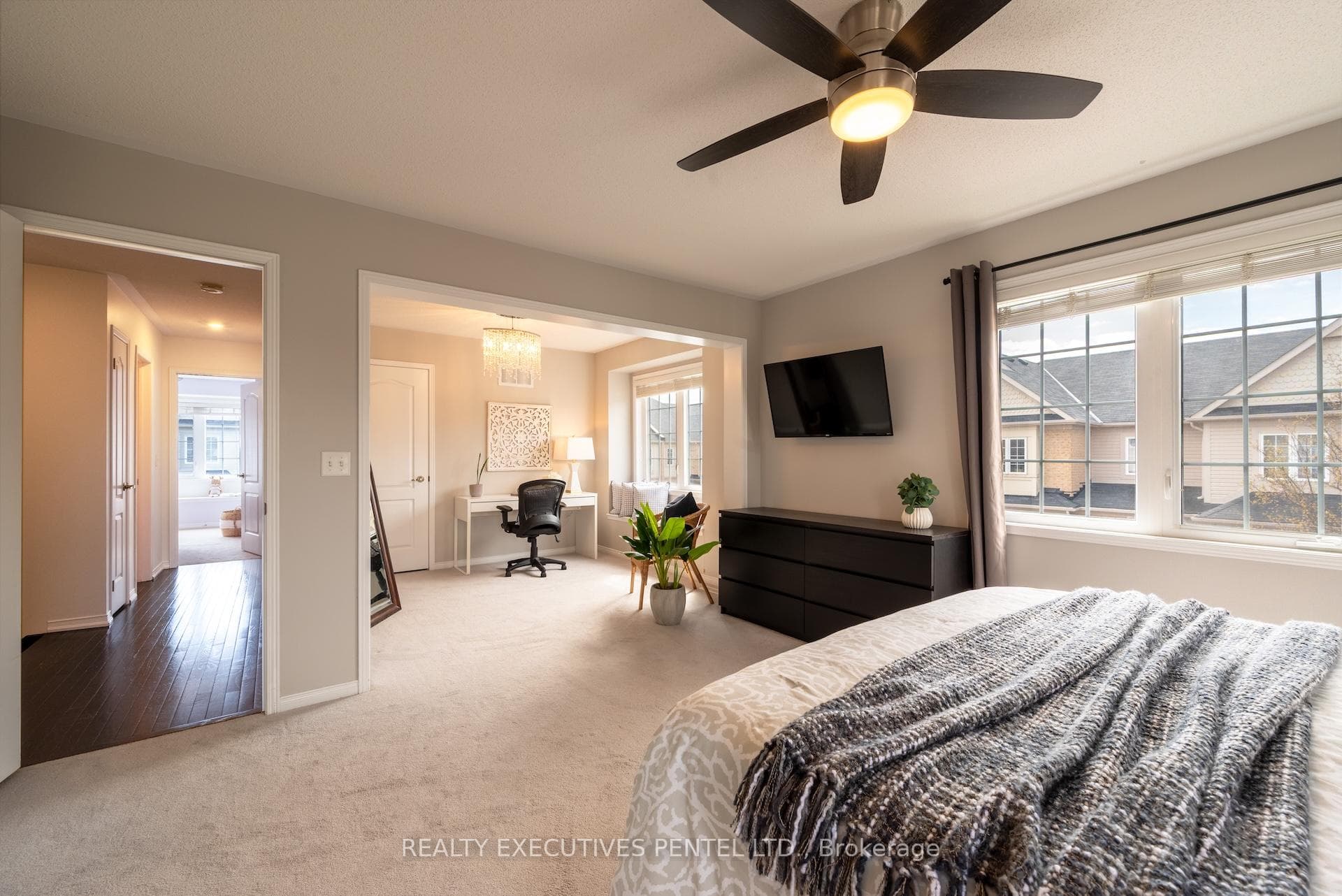 89 Lander Crescent photo 23