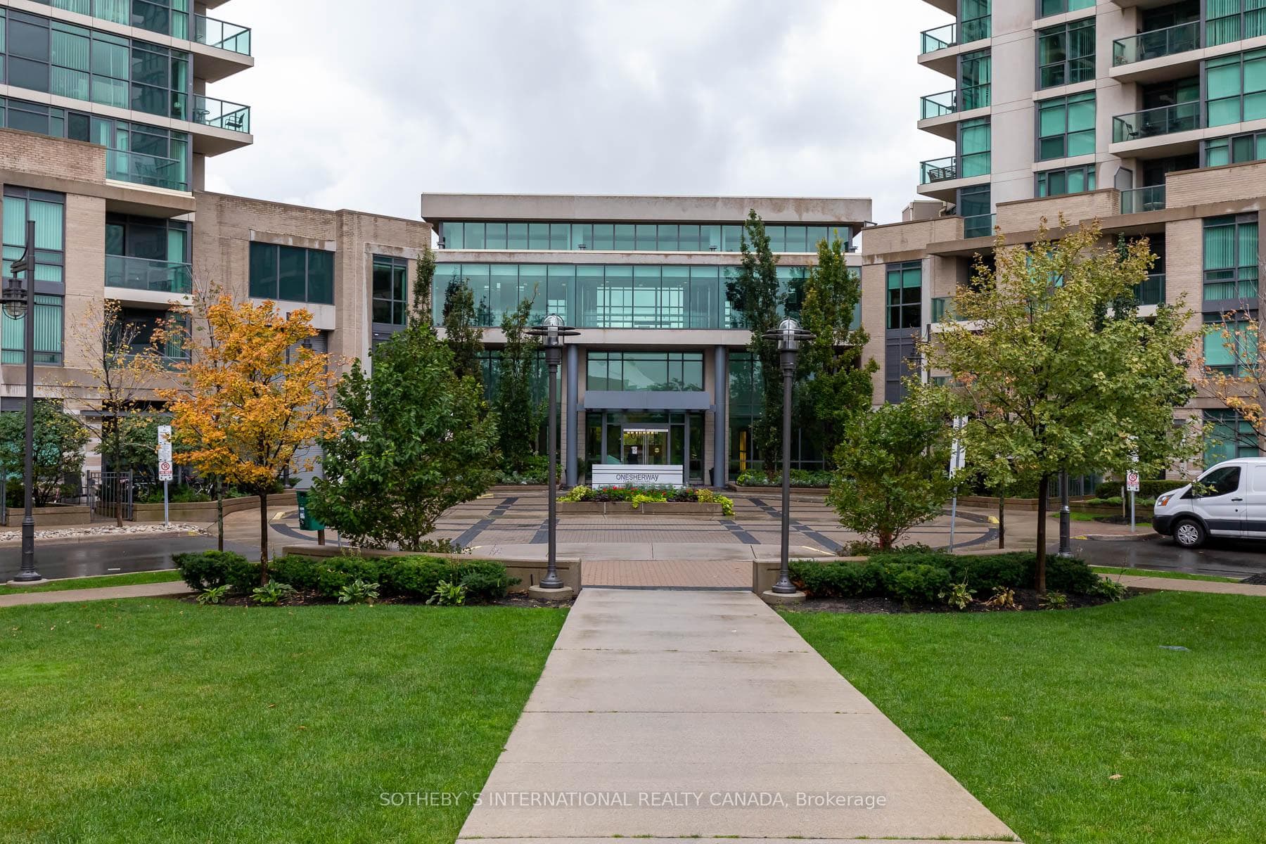 235 Sherway Gardens Road Unit 1802 photo 2