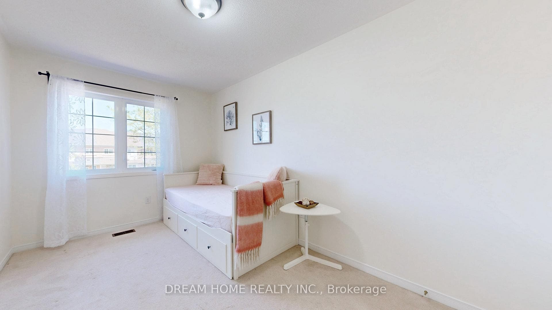1085 Bur Oak Avenue photo 19