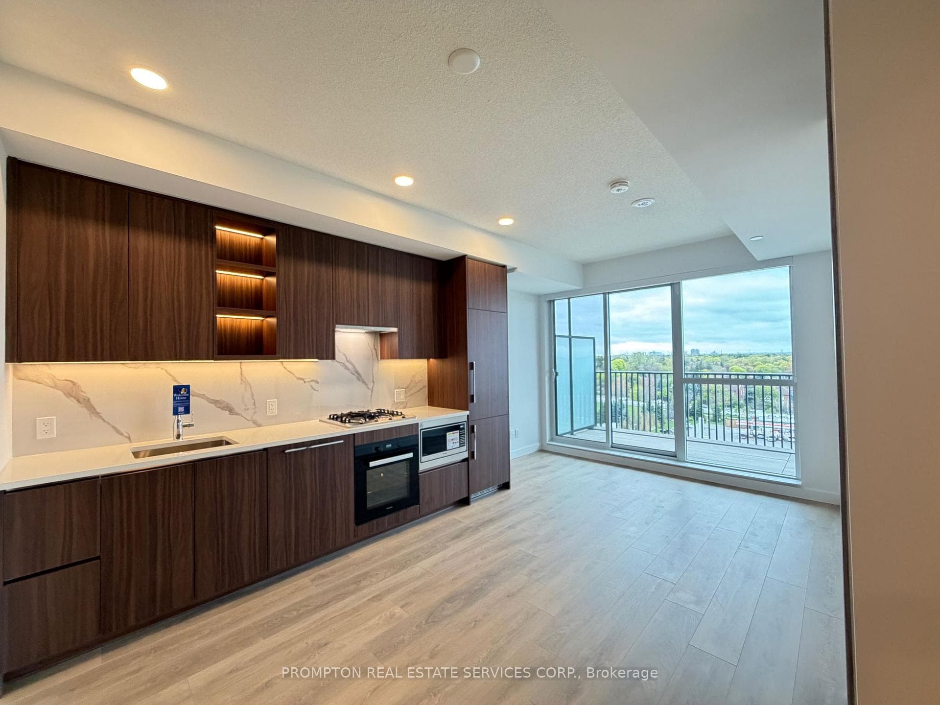 68 Esther Shiner Boulevard Unit 809 photo 6