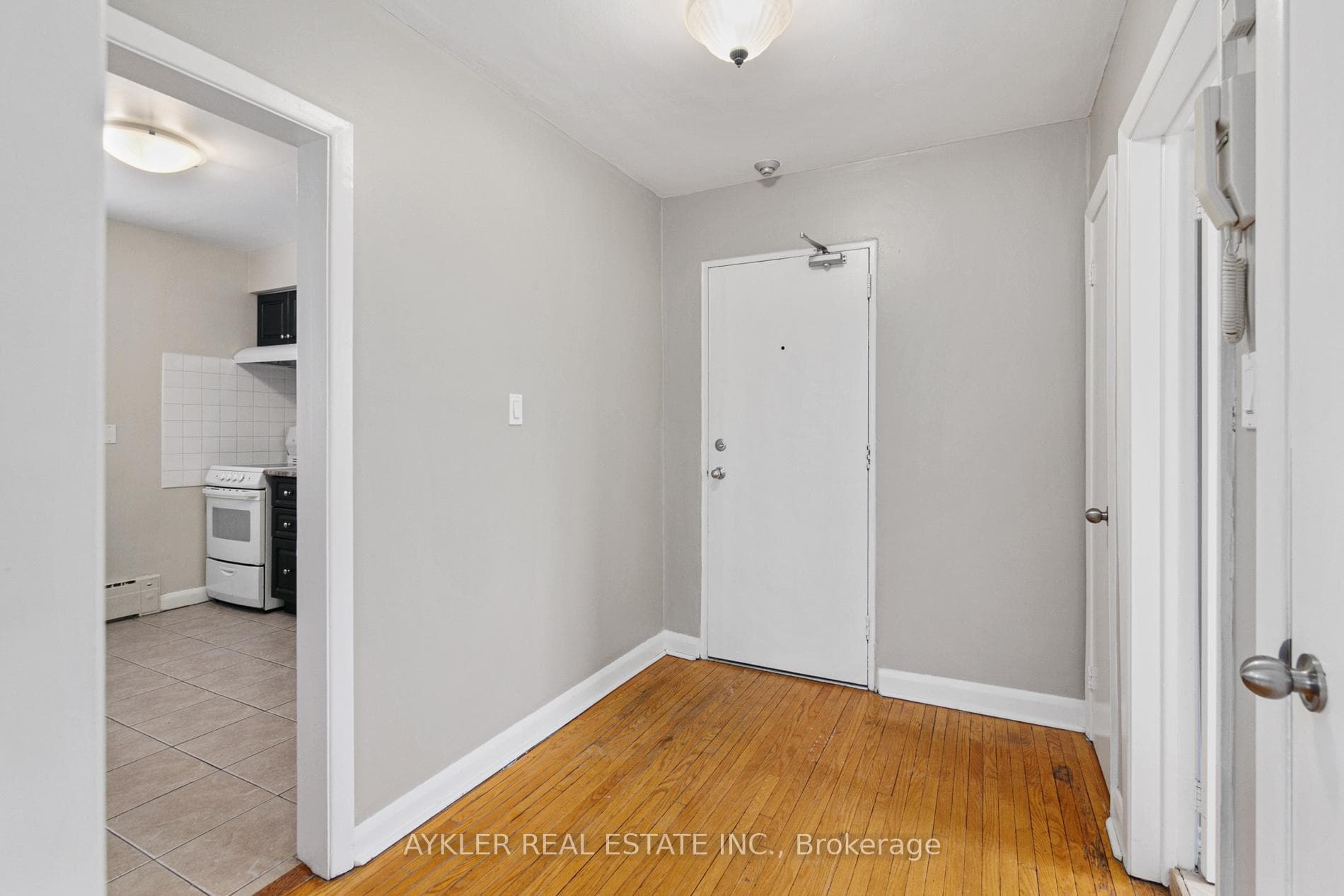 26 Twenty Second Street Unit 4 photo 6