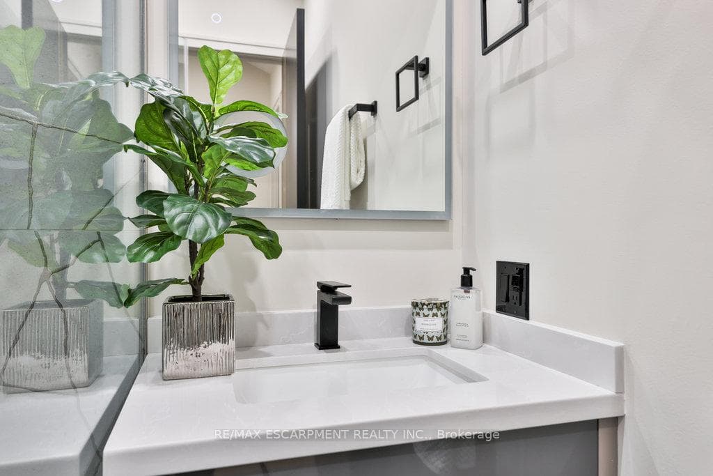 55 West 22nd Street photo 14