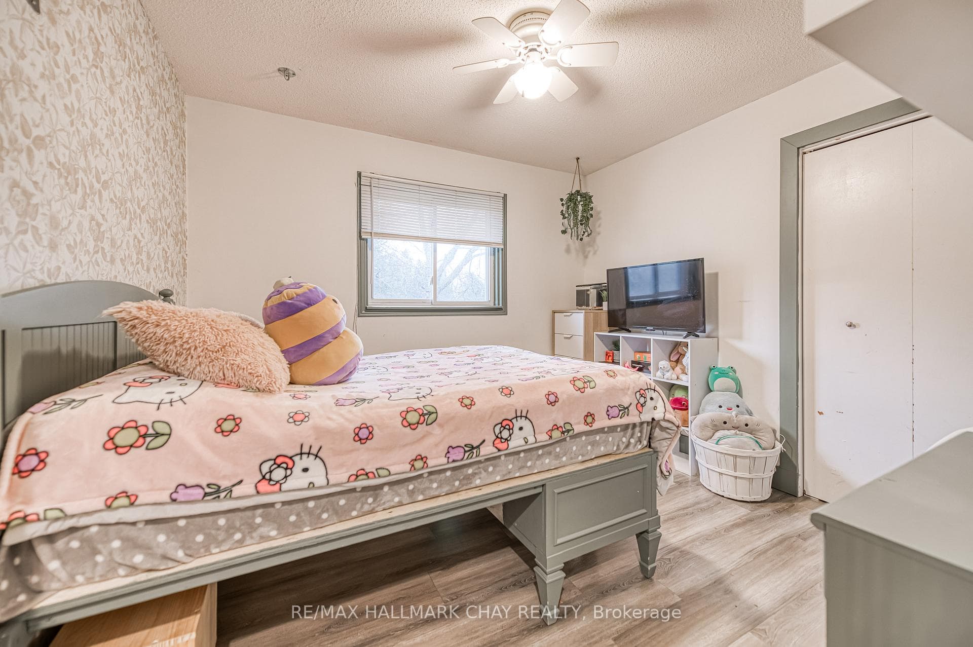 20 Howard Avenue photo 21