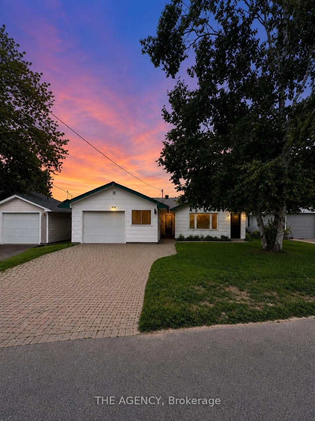 124 Davey Drive photo 3