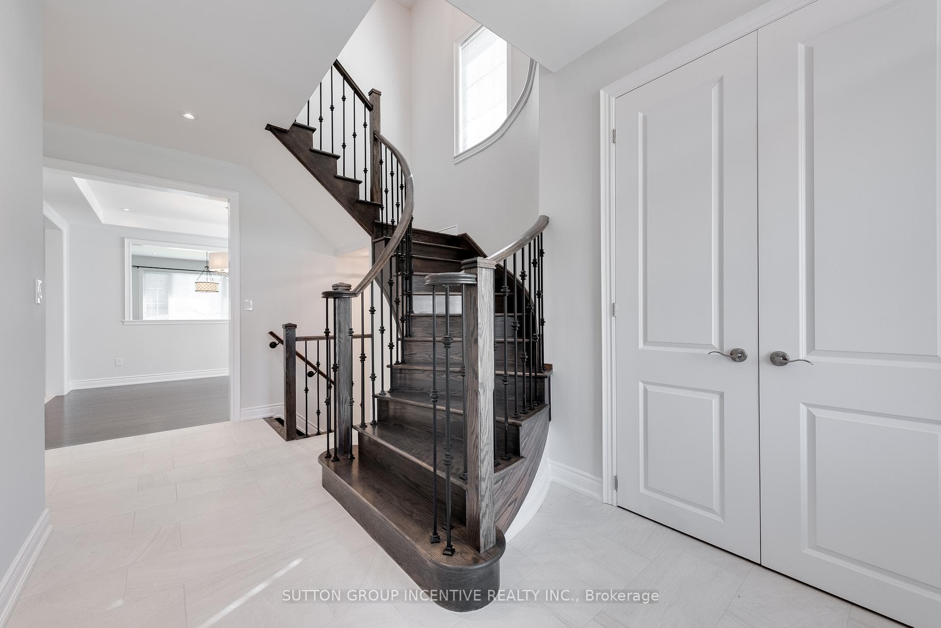 3019 Orion Boulevard photo 4